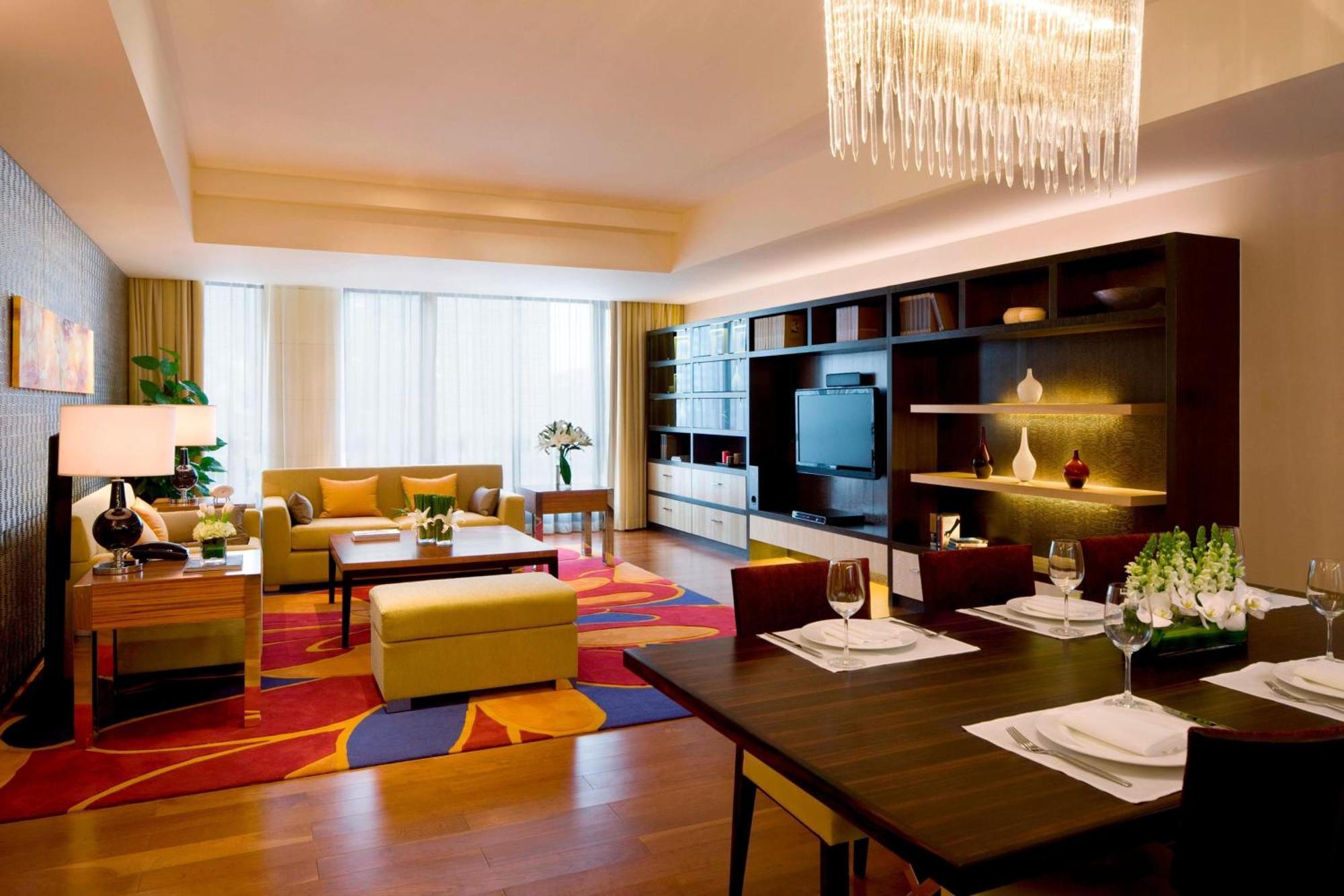 Khách sạn The Sandalwood Marriott Executive
