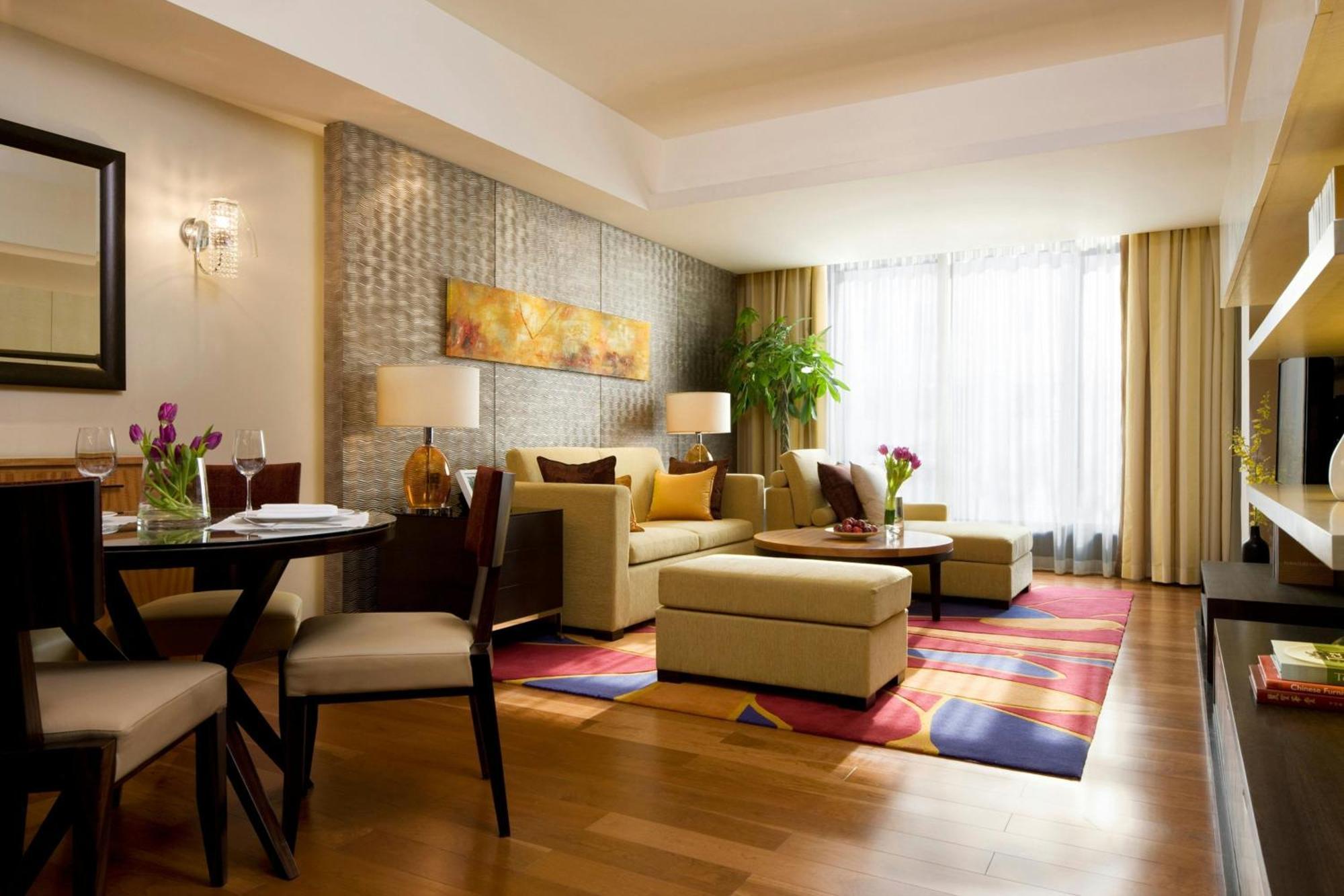 Khách sạn The Sandalwood Marriott Executive